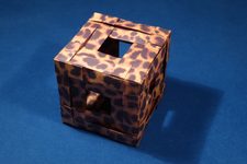 Cube (2:1 paper, woven connection, slits outside)