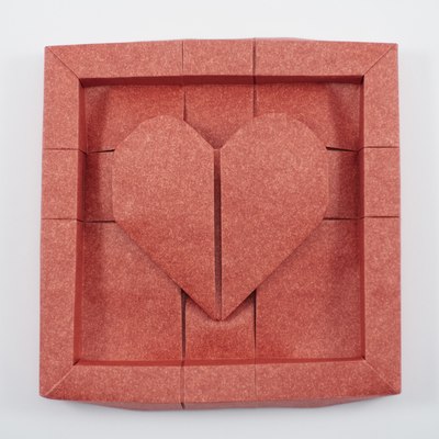 Framed Heart (Michał Kosmulski), front