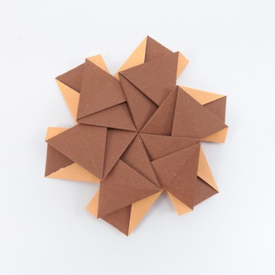 Gear, CFW 179, hexagonal variant (Shuzo Fujimoto), back