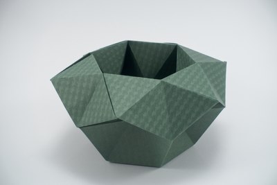 Geometric Vase 1.1