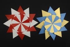 Hedgehog Star III - Comparison of Plain and Color Change Folds