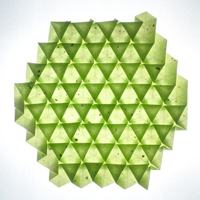 Iso-Area Triangle Twists, CFW 68 (Shuzo Fujimoto), back-lit
