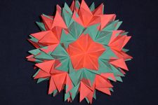 Spiked Snub Dodecahedron with Pyramids on Pentagonal Faces