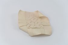 Square Interlace Tessellation with Curled Corners